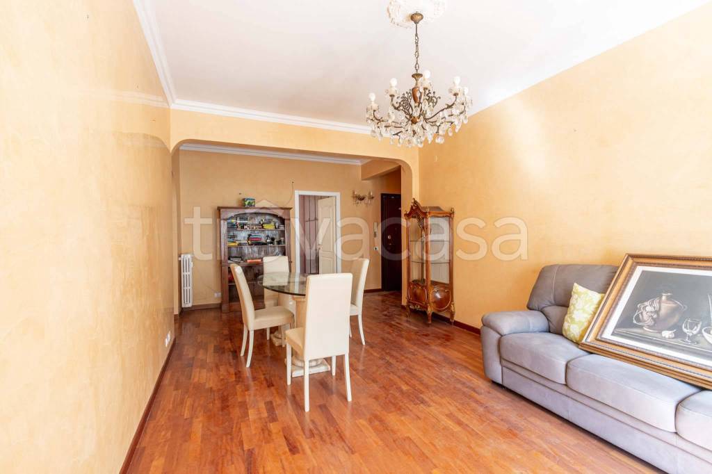 appartamento in vendita a Roma in zona Ostiense