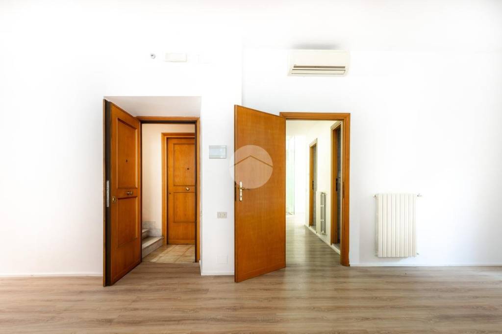 appartamento in vendita a Roma in zona San Saba - Ripa