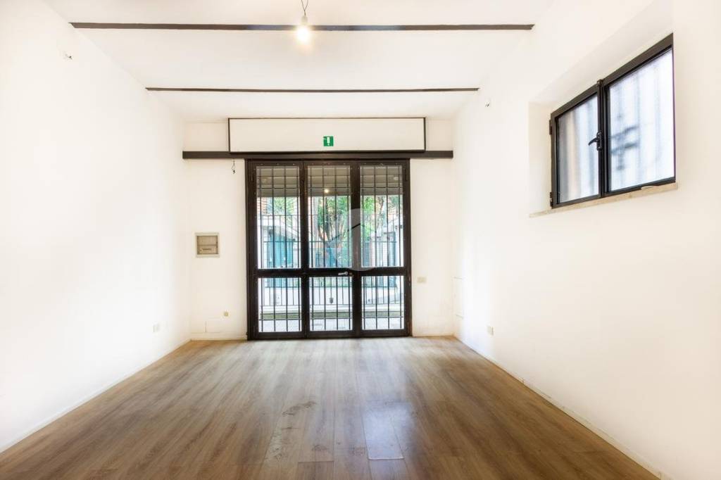 appartamento in vendita a Roma in zona San Saba - Ripa