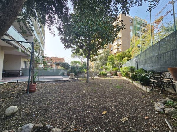 appartamento in vendita a Roma in zona Torrino