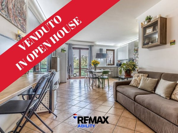 appartamento in vendita a Roma in zona Case Rosse