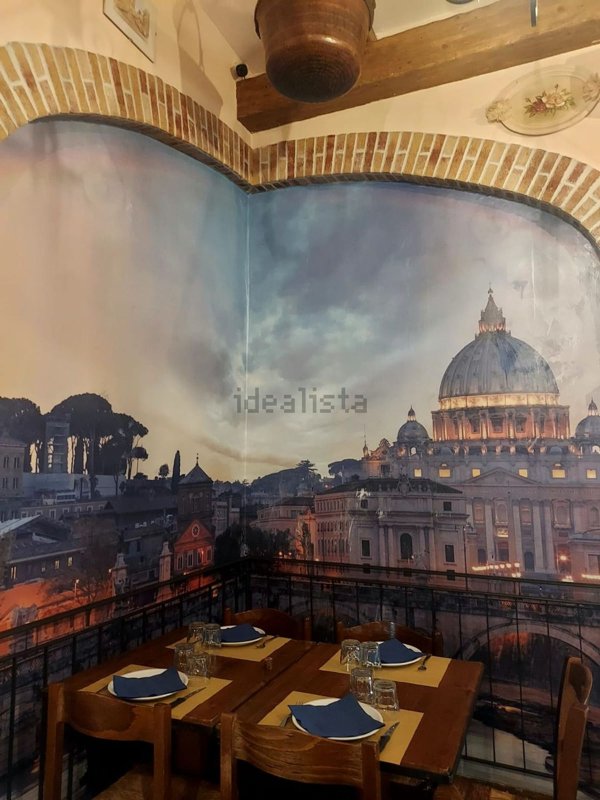 negozio in vendita a Roma in zona Collatino