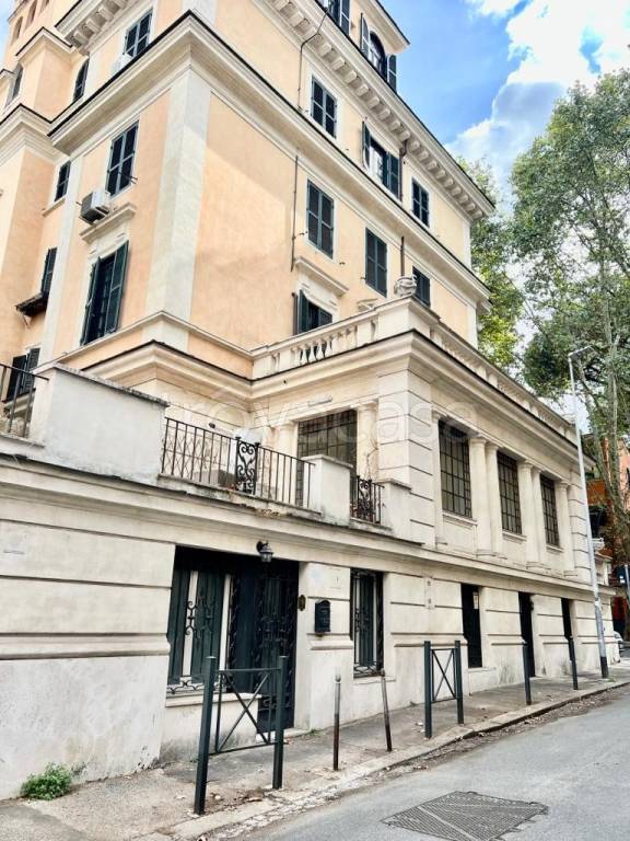 appartamento in vendita a Roma in zona Trieste