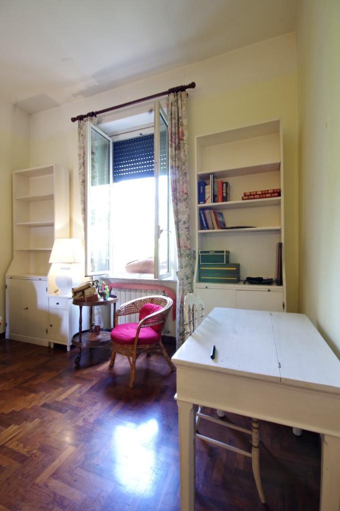 appartamento in vendita a Roma in zona Ostia