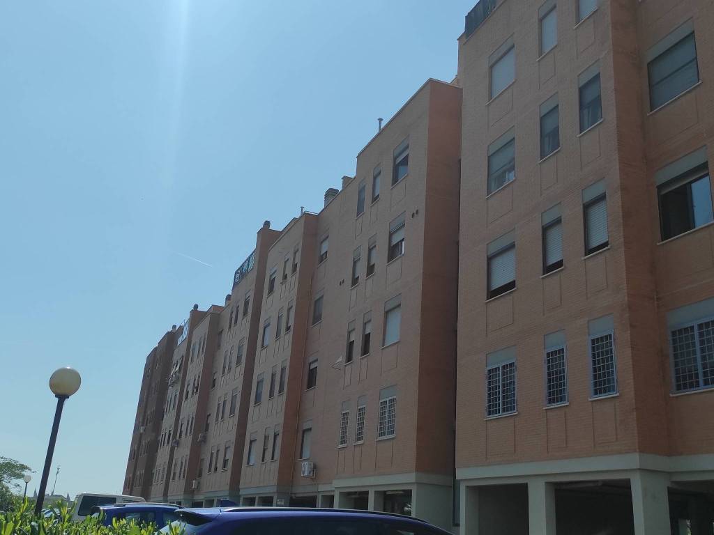 appartamento in vendita a Roma in zona Ostia