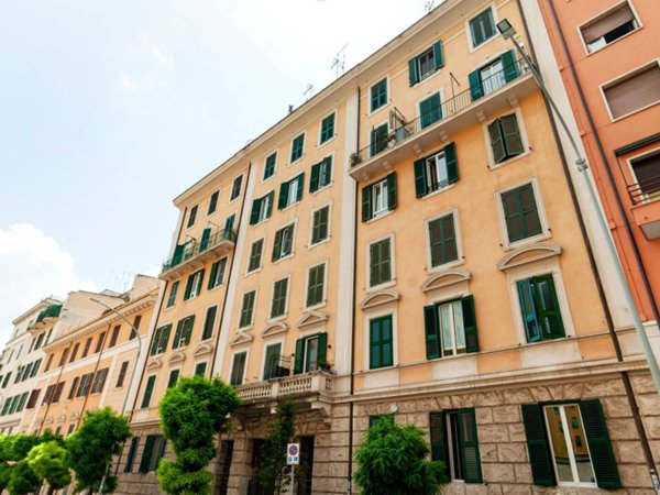 appartamento in vendita a Roma in zona Appio Latino