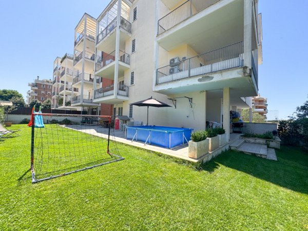 appartamento in vendita a Roma in zona Mezzocammino