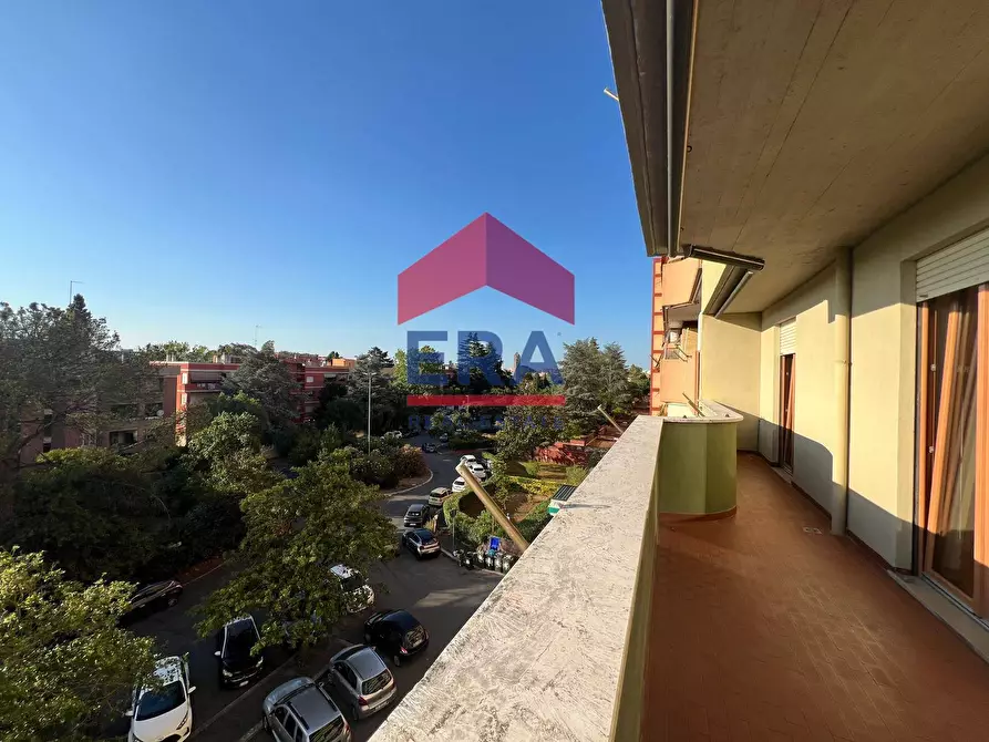 appartamento in vendita a Roma in zona Tor de' Cenci