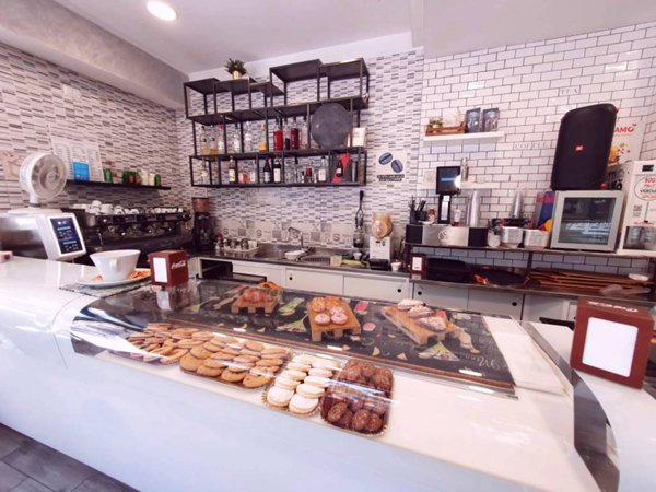 negozio in vendita a Roma