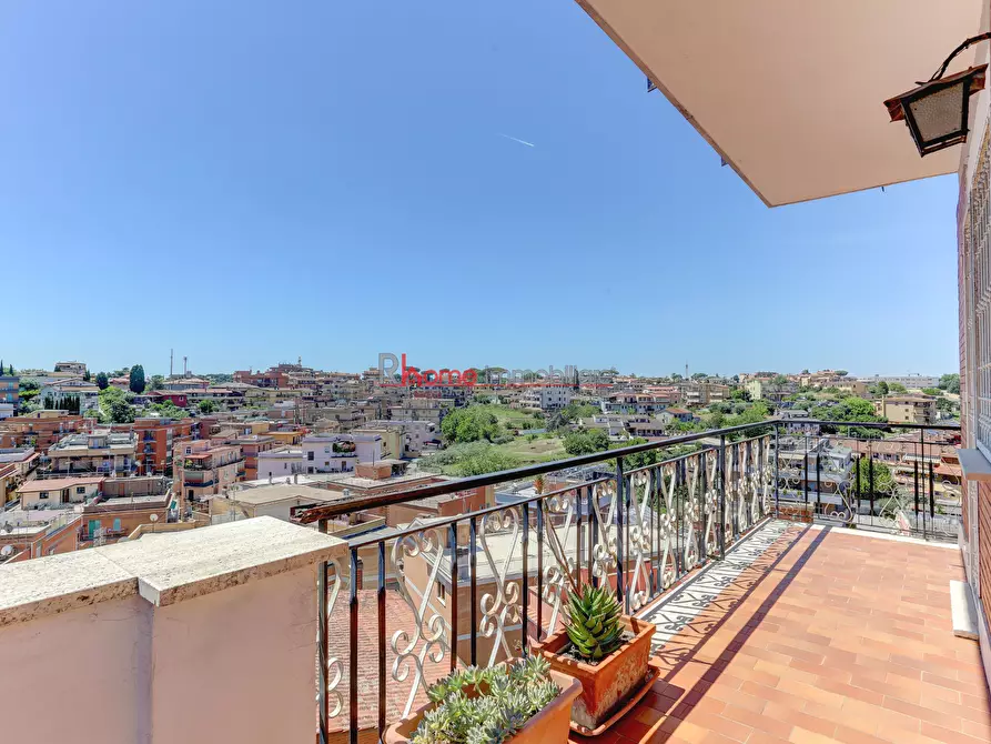 appartamento in vendita a Roma in zona EUR