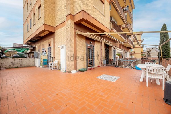 appartamento in vendita a Roma in zona Tor Vergata/Torrenova
