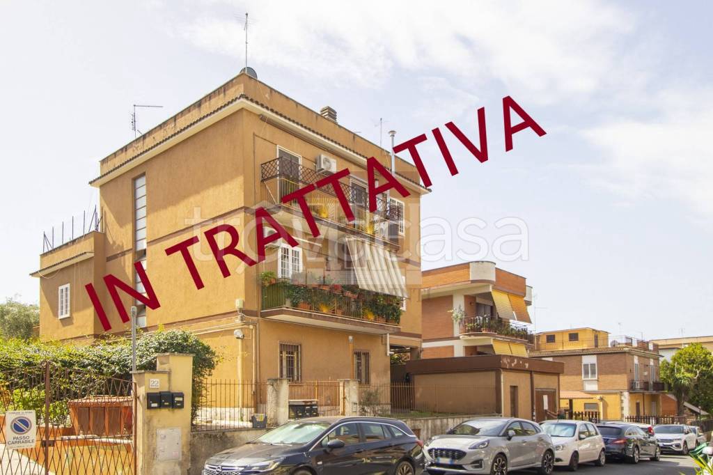 appartamento in vendita a Roma in zona San Basilio