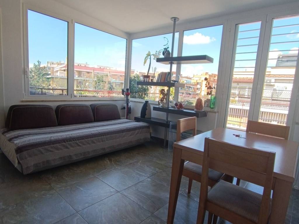 appartamento in vendita a Roma