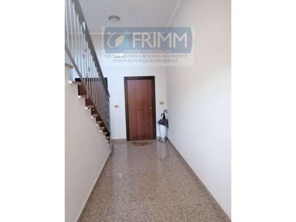 appartamento in vendita a Roma in zona Borghesiana