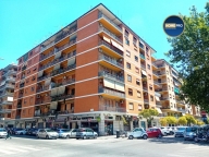 appartamento in vendita a Roma in zona Lunghezza