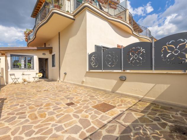 appartamento in vendita a Roma in zona Finocchio