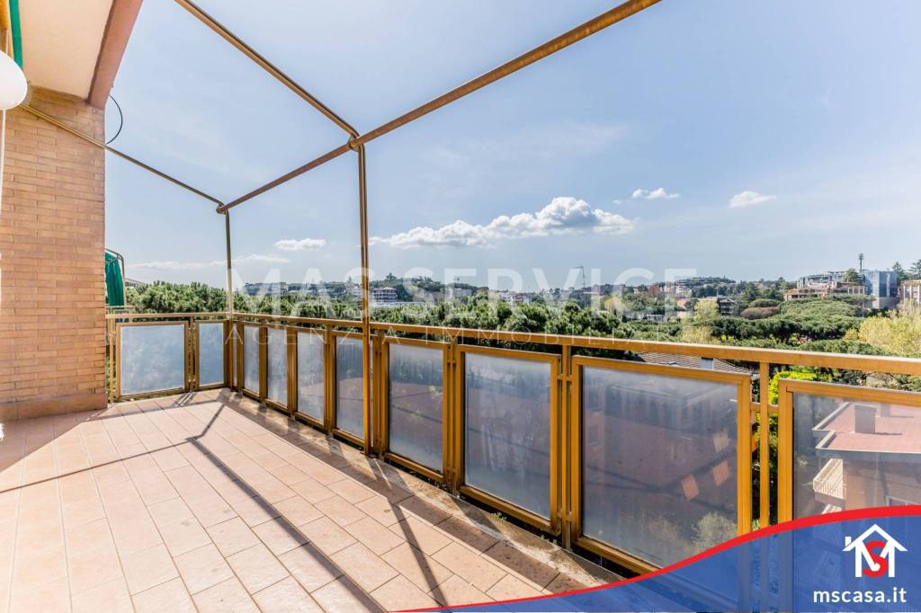 appartamento in vendita a Roma in zona Torrino