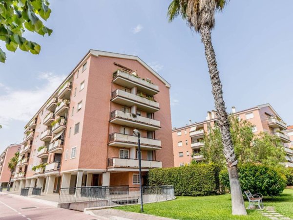 appartamento in vendita a Roma in zona Infernetto