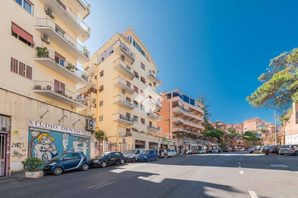 appartamento in vendita a Roma in zona Nomentano