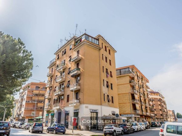 appartamento in vendita a Roma in zona Prenestino-Centocelle