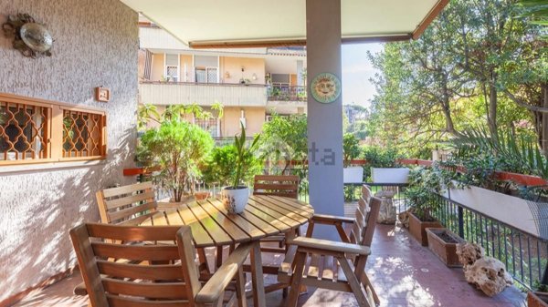 appartamento in vendita a Roma in zona Gianicolense