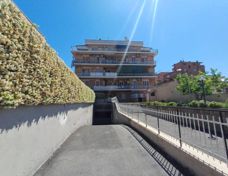 appartamento in vendita a Roma in zona Prenestino-Centocelle