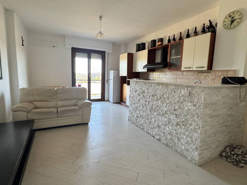 appartamento in vendita a Roma in zona Dragoncello