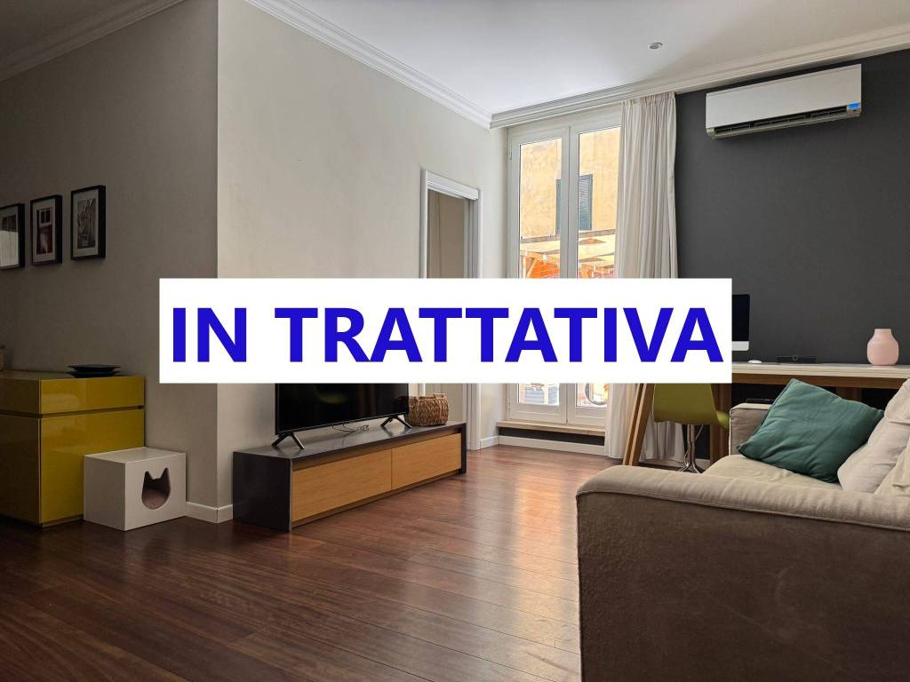 appartamento in vendita a Roma in zona Rione Monti/Campitelli