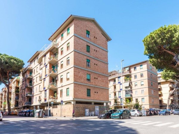 appartamento in vendita a Roma in zona Ostia