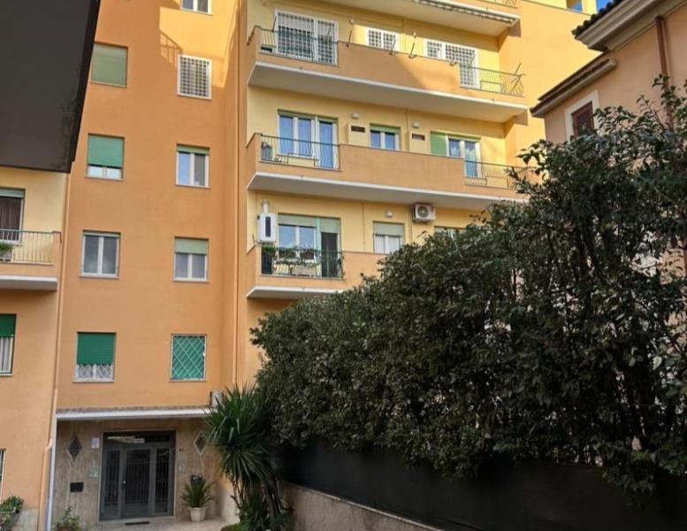 appartamento in vendita a Roma in zona Della Vittoria