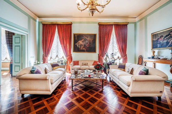 appartamento in vendita a Roma in zona Ludovisi/Sallustiano