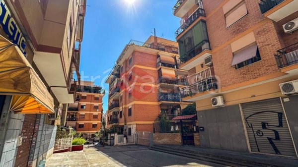 appartamento in vendita a Roma in zona Prenestino-Centocelle