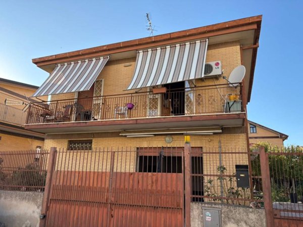 appartamento in vendita a Roma in zona Finocchio