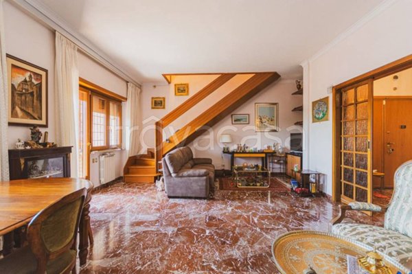 appartamento in vendita a Roma in zona Mostacciano