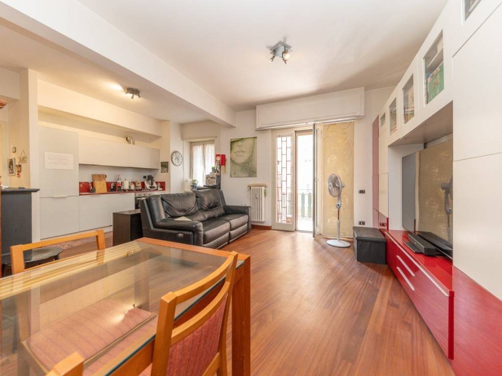 appartamento in vendita a Roma in zona Ostiense