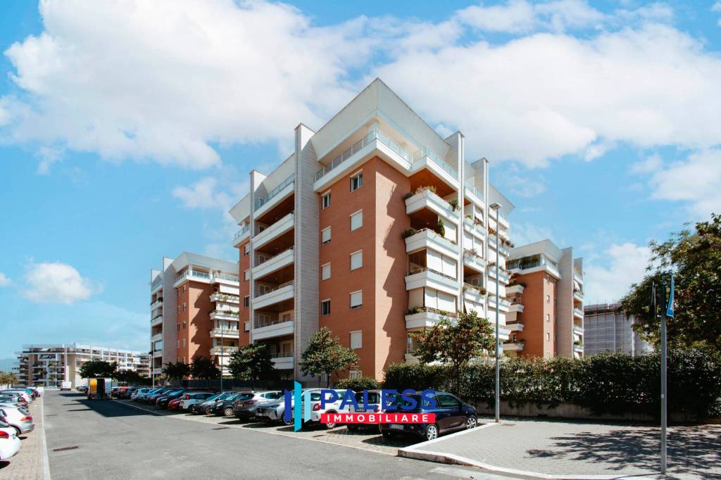 appartamento in vendita a Roma in zona Giuliano Dalmata