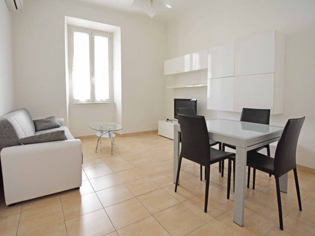 appartamento in vendita a Roma in zona San Saba - Ripa