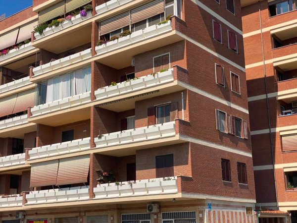 appartamento in vendita a Roma in zona Lido di Castel Fusano