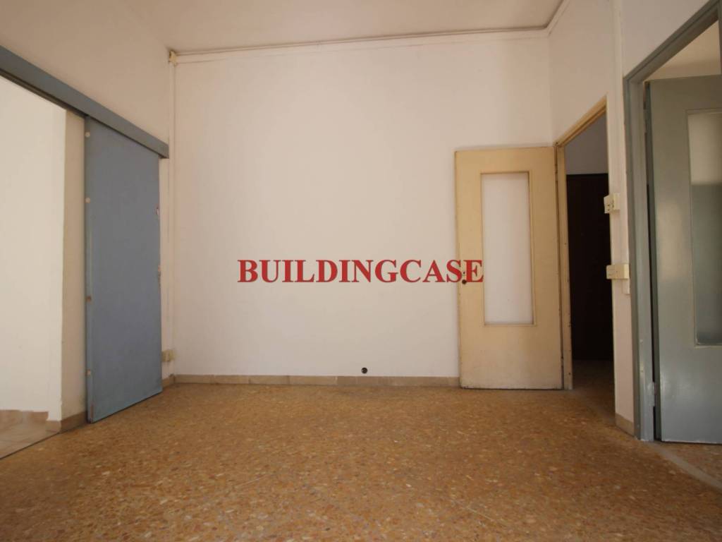 appartamento in vendita a Roma in zona Ostiense
