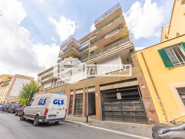 appartamento in vendita a Roma in zona Prenestino-Centocelle