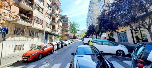 appartamento in vendita a Roma in zona Ostiense