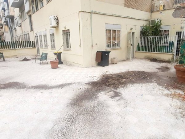 appartamento in vendita a Roma in zona Ostiense