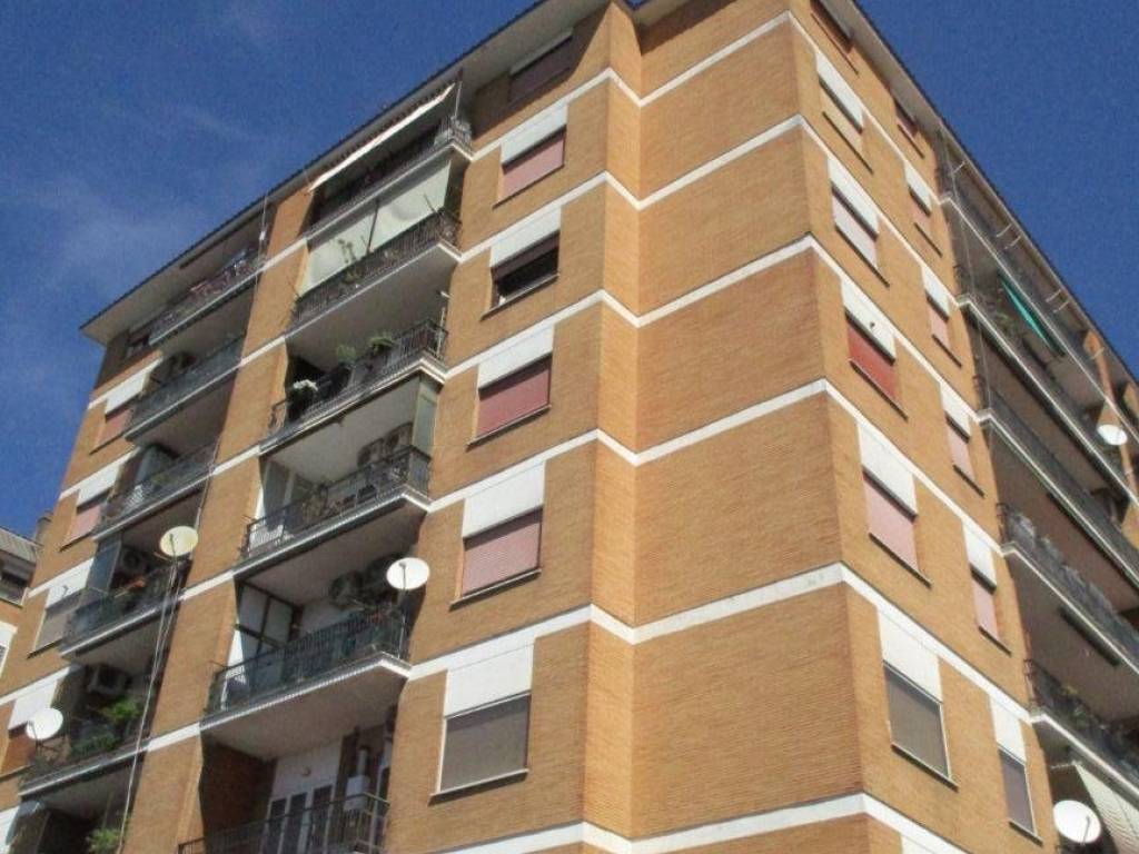 appartamento in vendita a Roma in zona Monte Sacro/Talenti