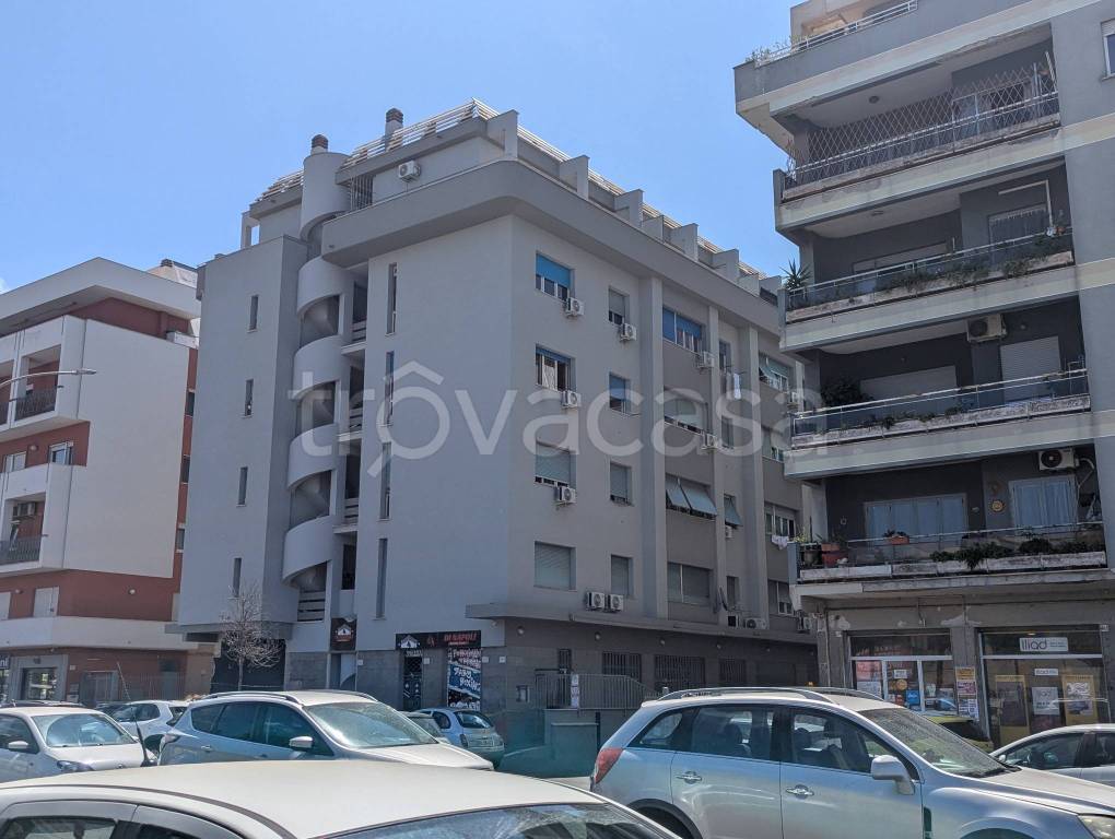 appartamento in vendita a Roma in zona Ostia