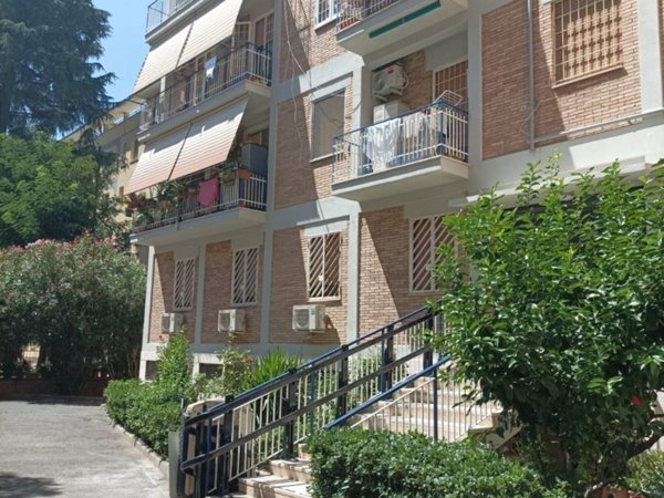 appartamento in vendita a Roma in zona Cinecittà