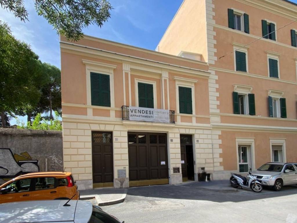 appartamento in vendita a Roma in zona Celio