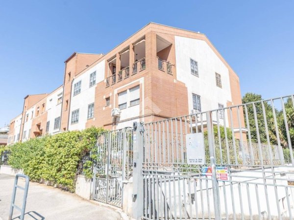 appartamento in vendita a Roma in zona Monte Sacro/Talenti