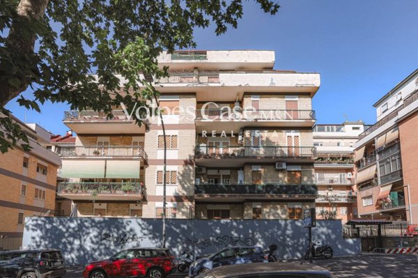 appartamento in vendita a Roma in zona Monte Sacro/Talenti