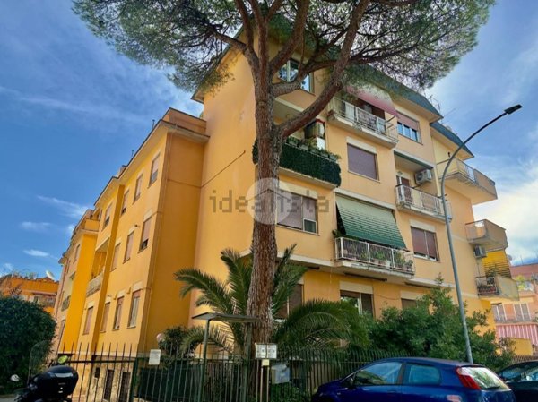 appartamento in vendita a Roma in zona Monte Sacro/Talenti