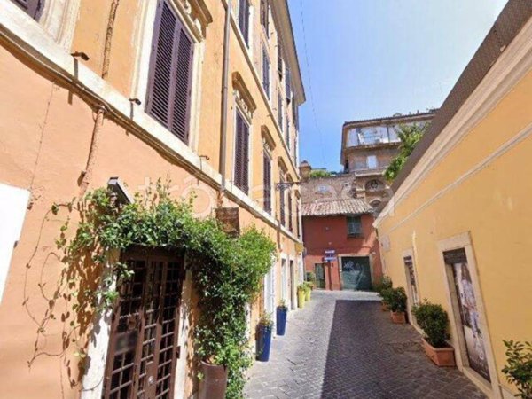 trivano in vendita a Roma in zona Campo Marzio